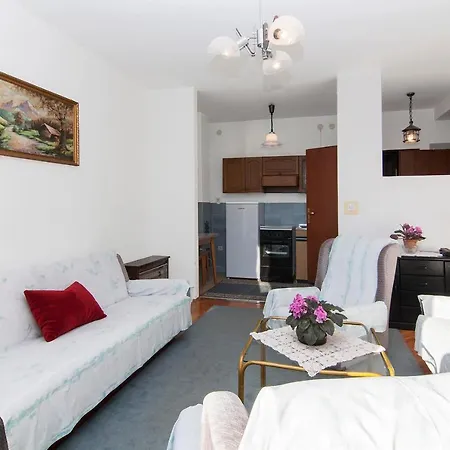 Franko 234 Guest house 3*